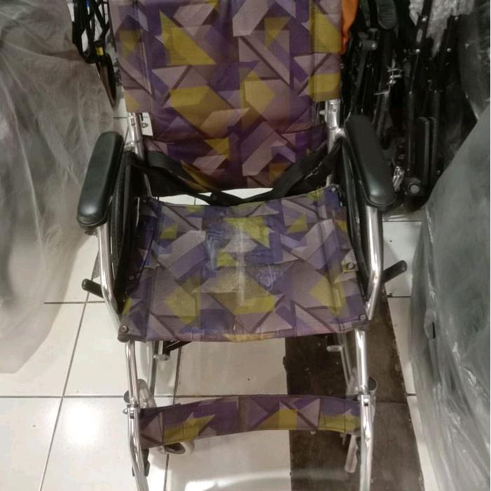 kursi roda traveling seken/bekas