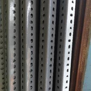 SIKU LUBANG / BESI SIKU LOBANG 3,6 X 3,6 X TEBAL 1,2MM(1,5METER/150CM)