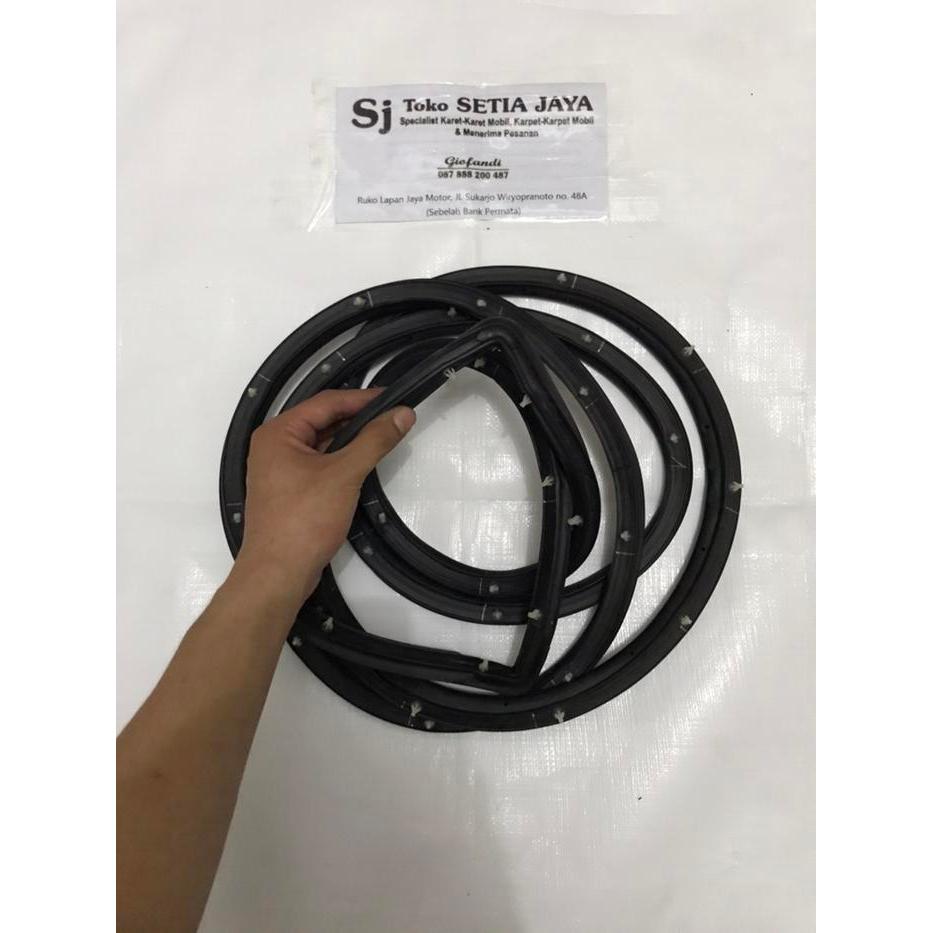 Karet pintu kijang super (4 pintu)