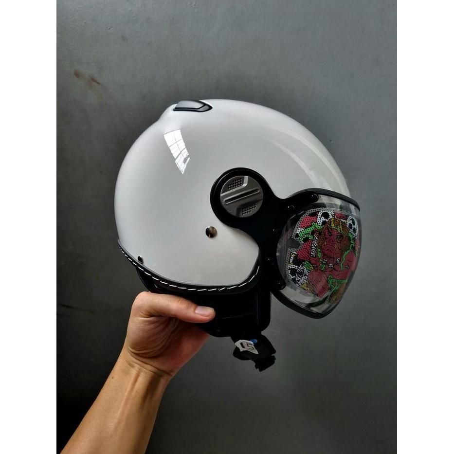 Zeus 210K White Retro Single Visor Helmet