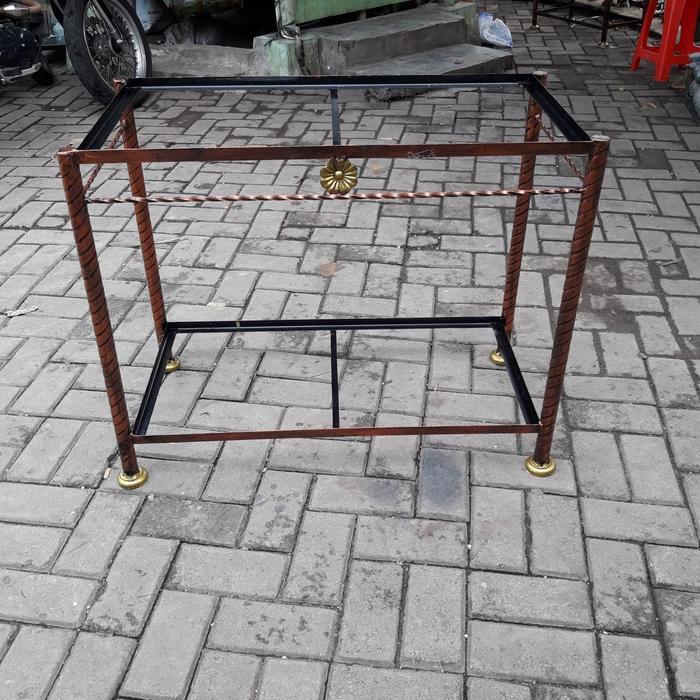 RAK AQUARIUM BESI ULIR 80X40