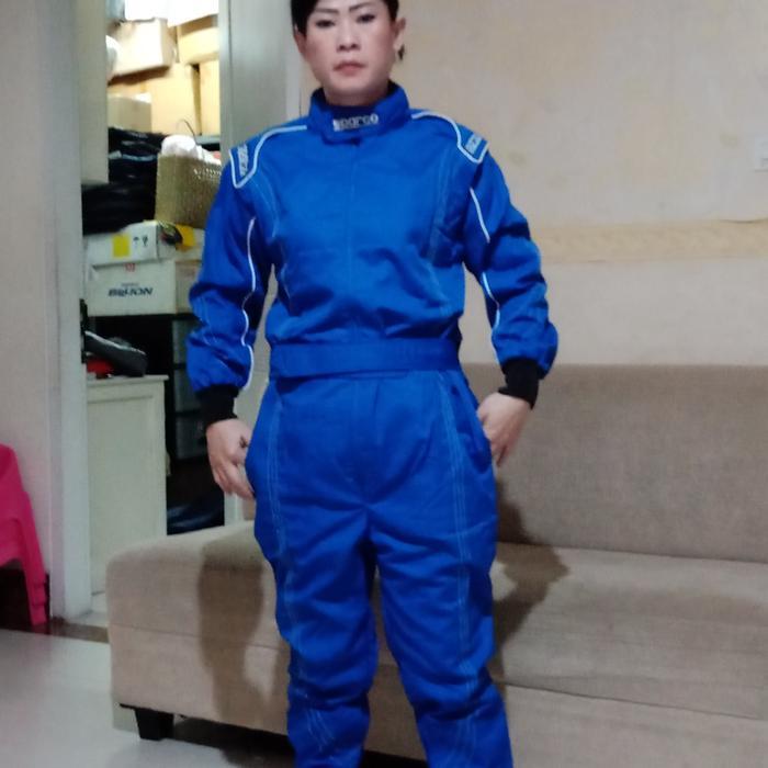 Baju Balap Atau Wearpack Buat Mobil