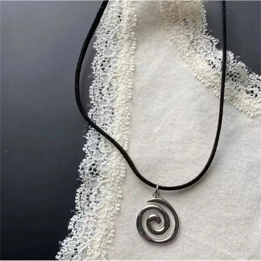 Vintage Spiral Vortex Pendant Hand-Woven Leather Rope Necklace For Women Uni Boho Pentagram Necklace