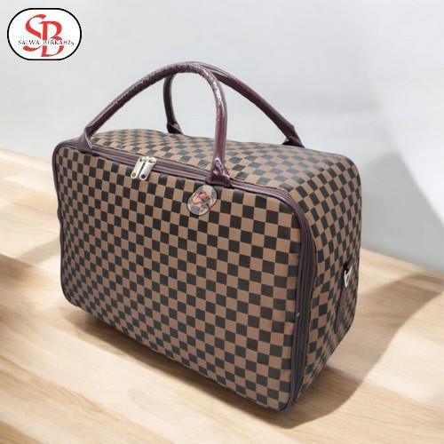 Tas Travel Bag Motif Catur Kotak Warna Coklat Garansi Original Asli