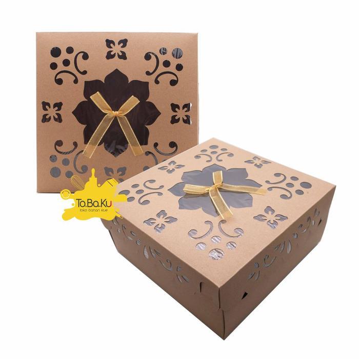 Dus Cake 22 x 22 x 10cm Promo Premium