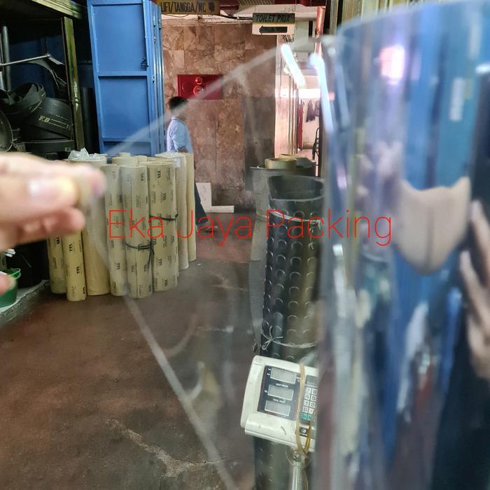 klpu- Plastik Pvc Mika Kaku Bening Meteran ( Tebal 0.40Mm X Lebar 140Cm )