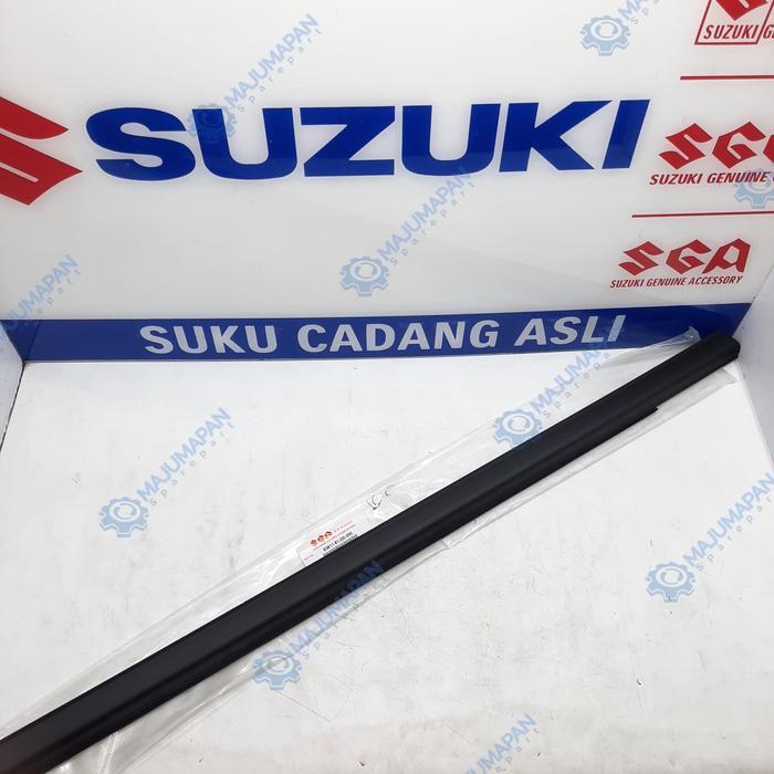 Weatherstrip out/pelipit kaca/list kaca luar suzuki apv lama depan R/L