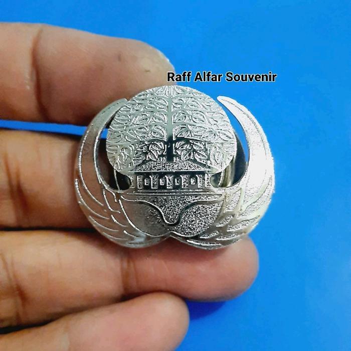 PIN KORPRI SILVER MODEL PREMIUM MAGNET - LENCANA KORPRI SILVER