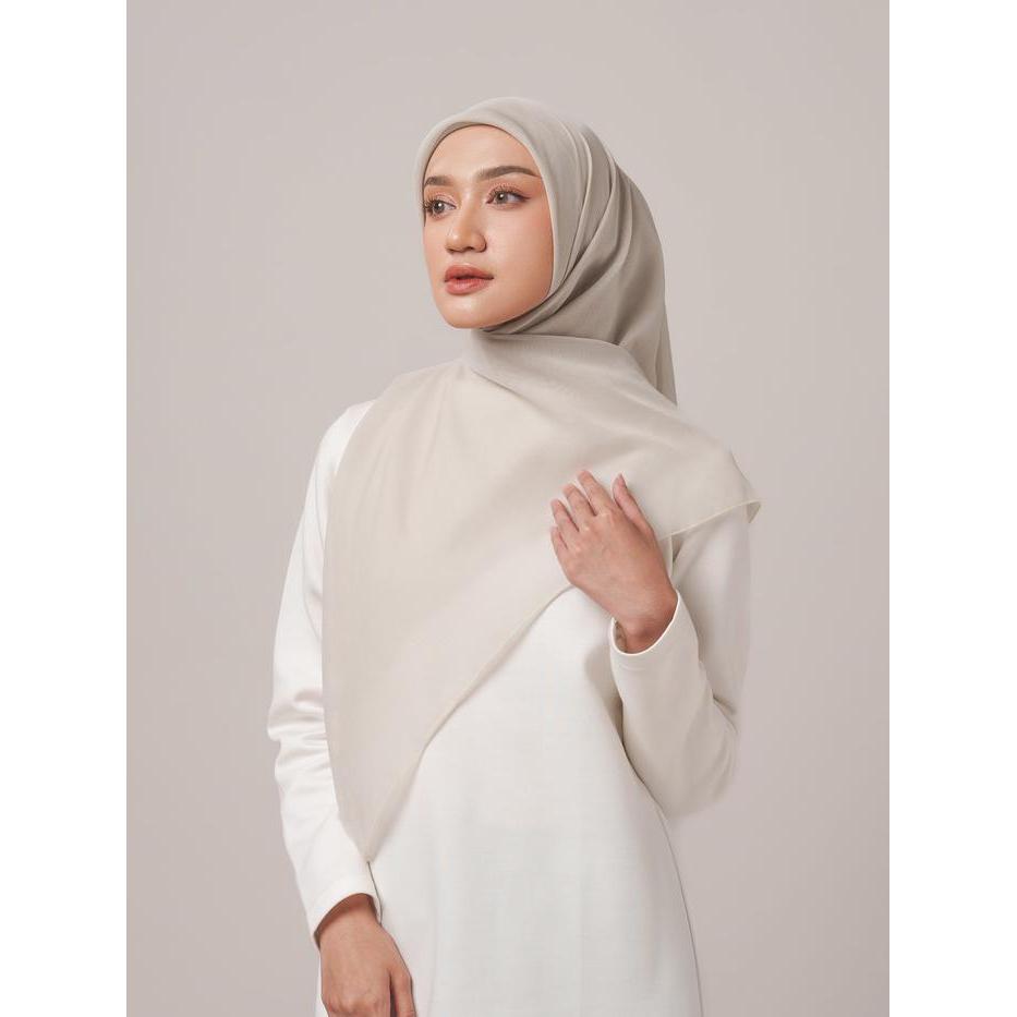 dowg- Napocut Hijab - New Series Plain Paris Napocut ( Jilbab Segi Empat ) Kerudung Square