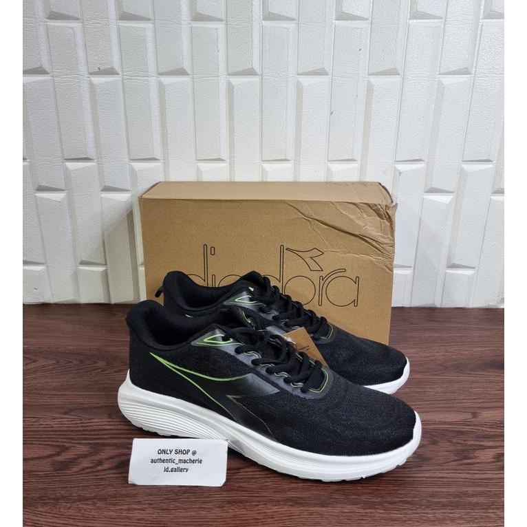 HOT SALE ORIGINAL SALE 70% SEPATU DIADORA RUNNING MANVA BLACK MEN