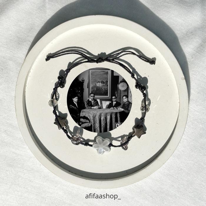 .Feast Bracelet Nina -.Feast / Gelang Album .Feast / Gelang tali .Feast / Gelang tali serut