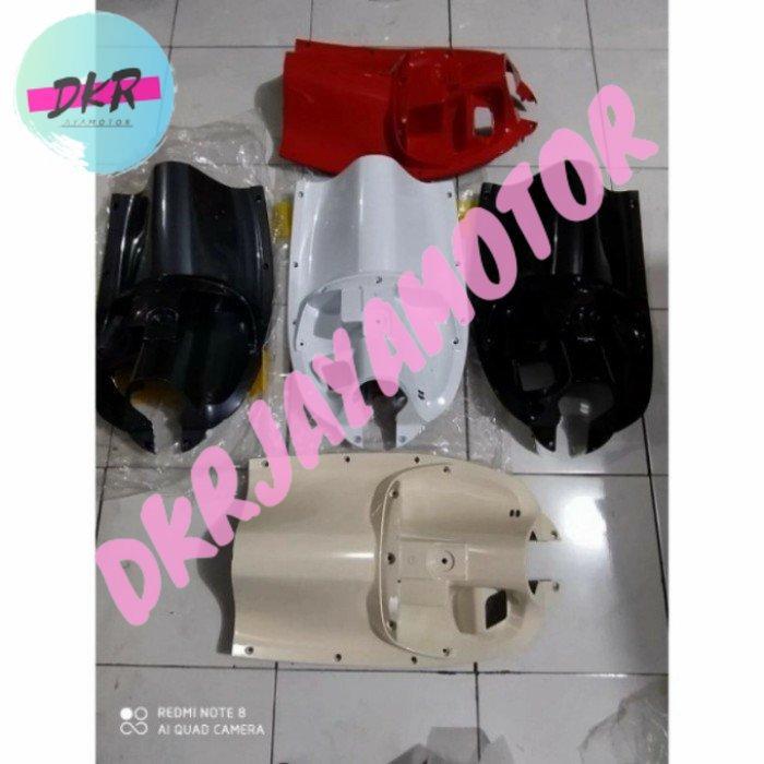 Cover Leksil Tengah Kunci Kontak/DEK KONTAK SCOOPY FI ESP 2013-2016