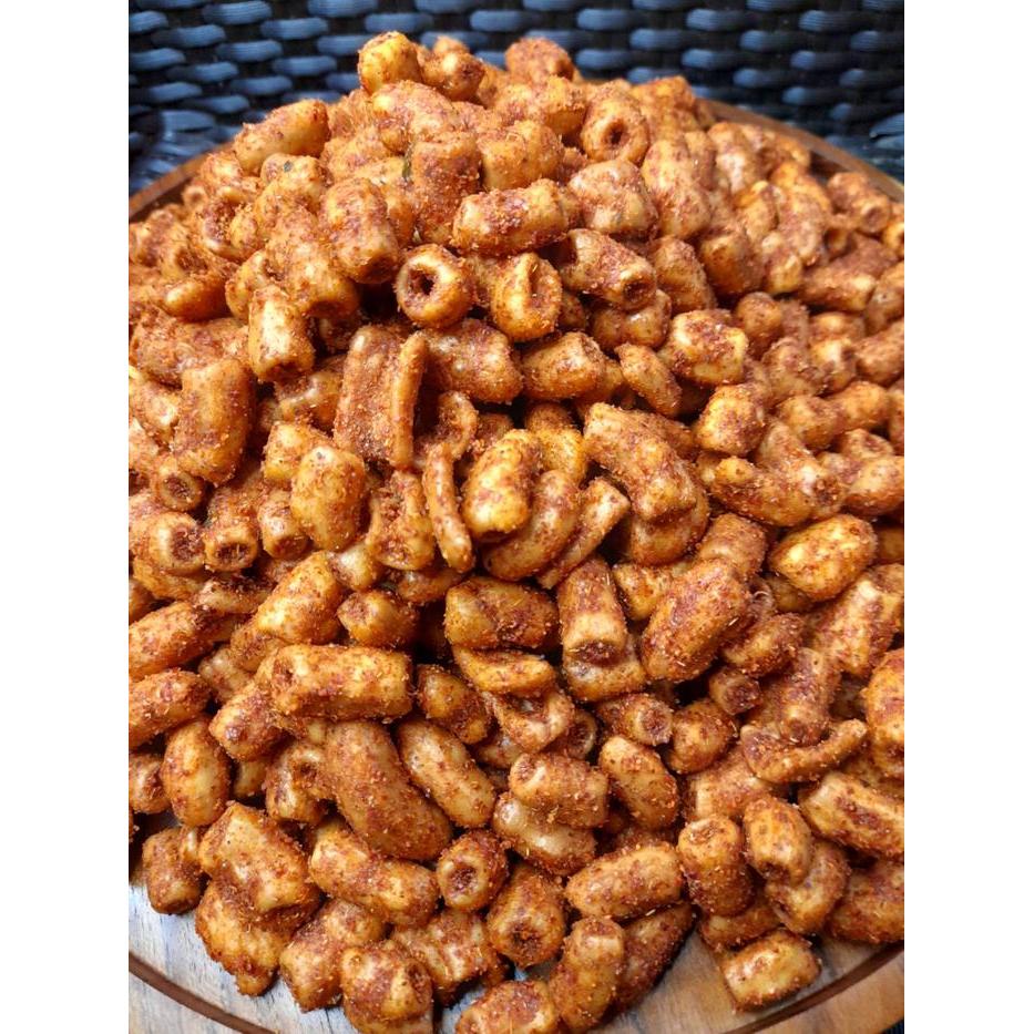 SALE MAKARONI BANTAT 1 KG / CEMILAN KERING/ANEKA MAKARONI / ANEKA CEMILAN KERING Food Snacks Pedas