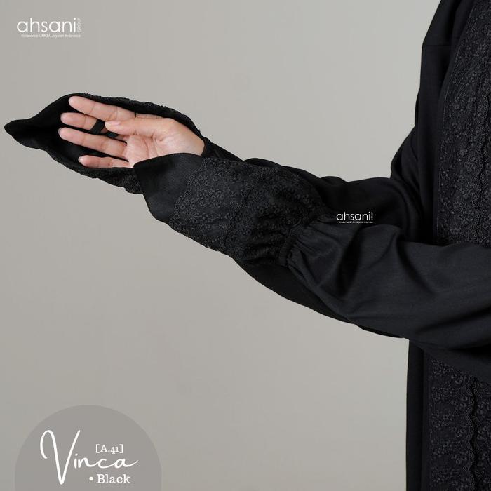 Mukena Terusan Hitam Vinca Ahsani Rayon Adem Tebal Mukena Umroh Haji