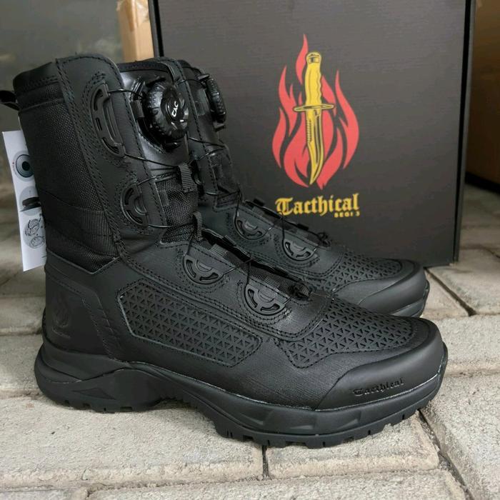 PDL TALI PUTAR Sepatu Boot Taktis Pria Kulit Sapi dengan Tali Putar, Model Tinggi Hitam, Ukuran 40 P