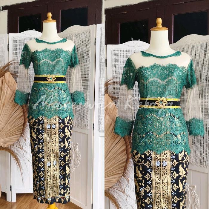 Kebaya Bali Set Brukat Talita Hijau Botol