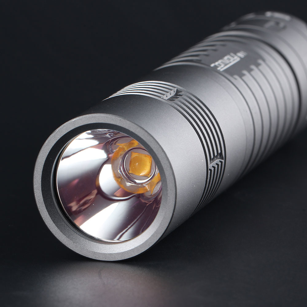 . Most Powerful Led Flashlight Convoy S11 With Xhp50.2 / Sst40 Led -