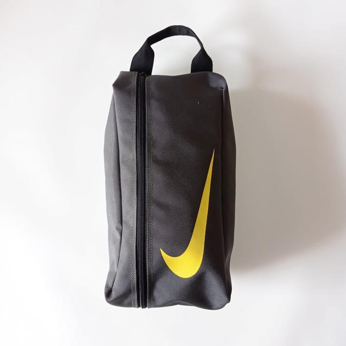 Tas sepatu Nike