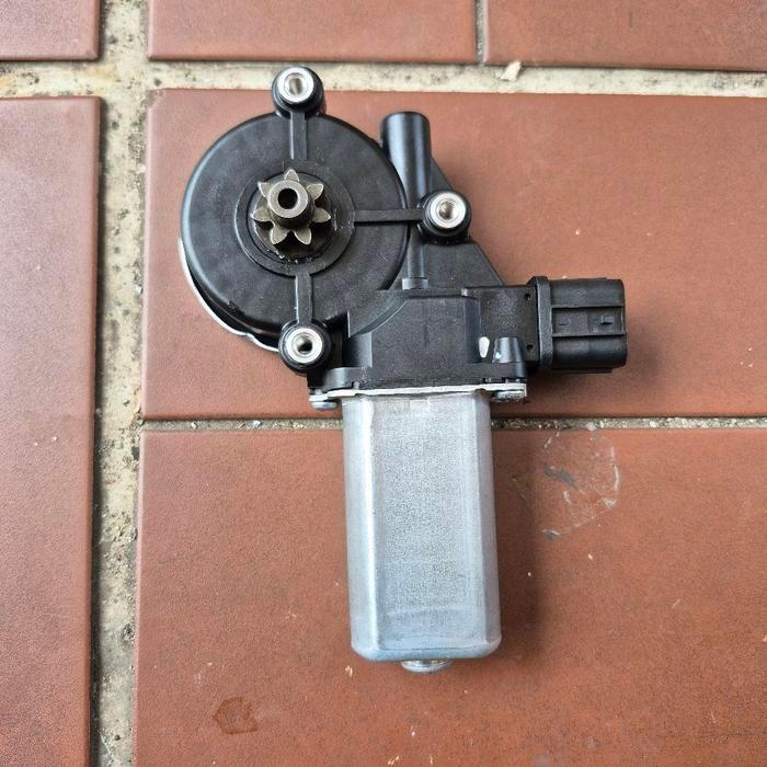 Motor Power Window Depan Mitsubishi Outlander Sport Mirage newww