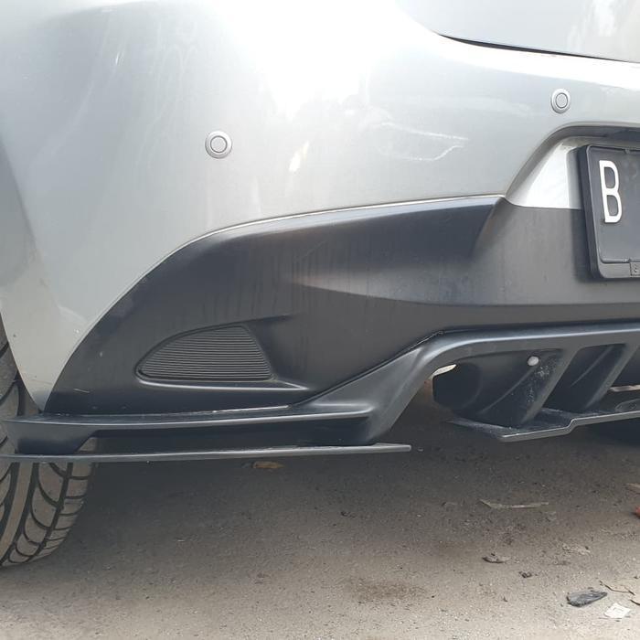 Diffuser Belakang Mobil Dual Muffler Custom