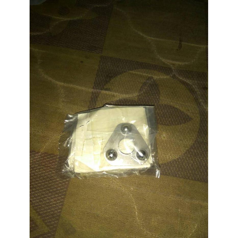 RETAINER KAWASAKI KAZE ZONE 14020-1100 OK.