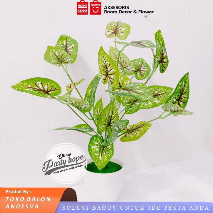 Tanaman Artificial Keladi Merah / Tanaman Hias daun Bunga Keladi merah