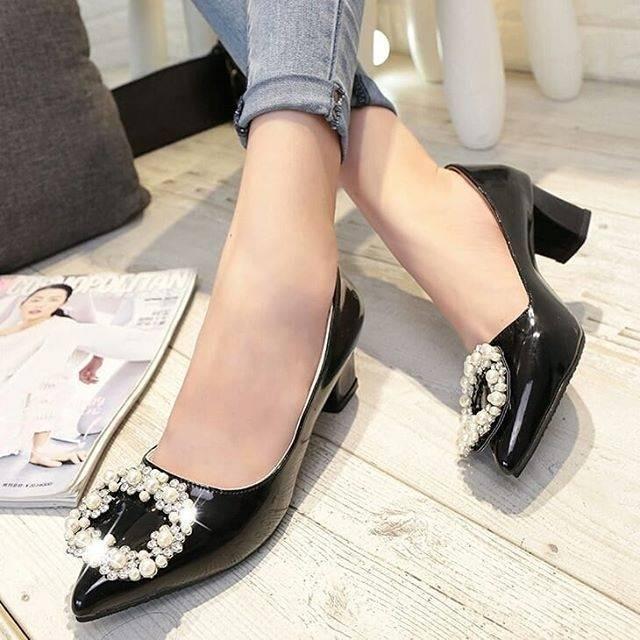 Donatello - Sepatu Wanita Pantofel Hitam Glossy High Heels 5 Cm Kotak Tahu Ip25 Sepatu Pesta Kerja
