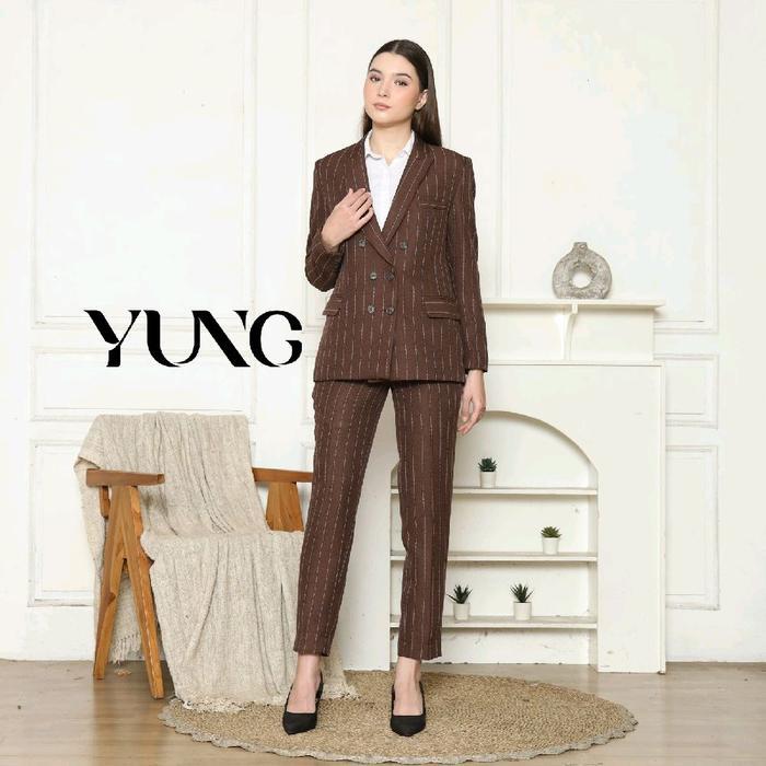 Setelan Blazer Wanita Motif Garis - Jas Blazer Formal Casual dengan Celana - Dark Brown, S