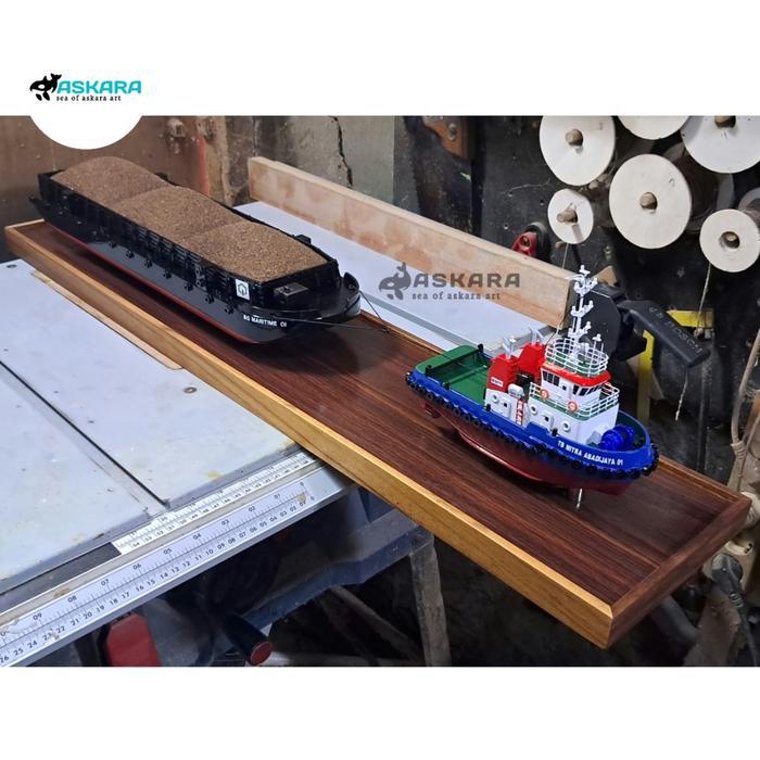 TERBARU Miniatur Kapal 1 set Tugboat dan Barge / Tongkang