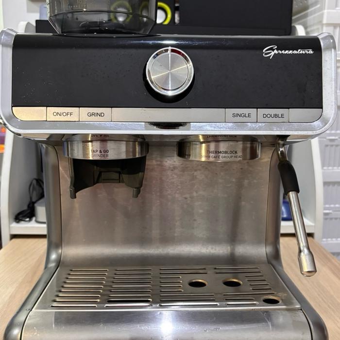 Mesin Pembuat Kopi Otomatis Ferrati Ferro FCM 5020