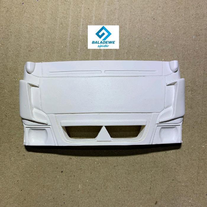 Ready Skala Truk Plastik Face Canter Grill Bolong Untuk Modif Miniatur