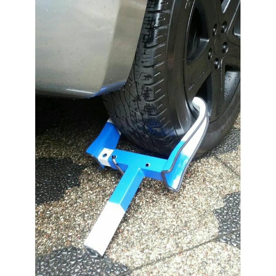 Ready Kunci Roda Ban Mobil Anti Maling. Anti Derek. Mobil Aman Diparkir