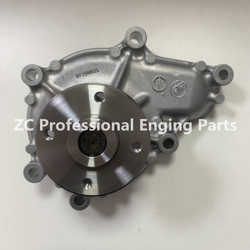 . 1J700-73034 1J70073034 Japanese Original Cooling System Water Pump For Kubota V2607 U40-6 Kx165 -