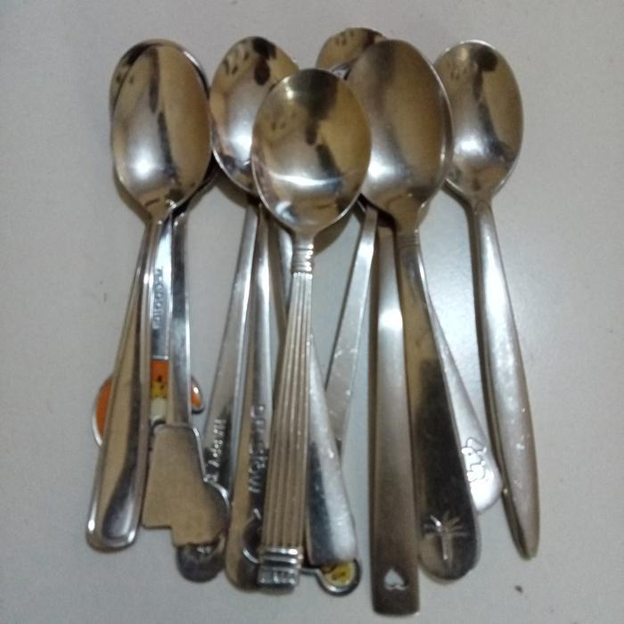 sendok makan anak Stainless steel ukuran tanggung