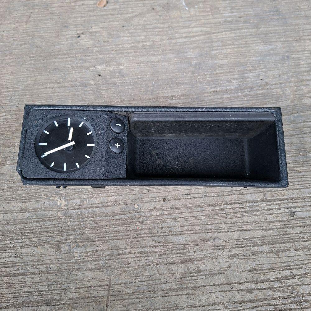 Jam dasboard bmw e36 2nd original