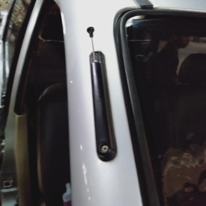 Antena radio mobil Avanza lama