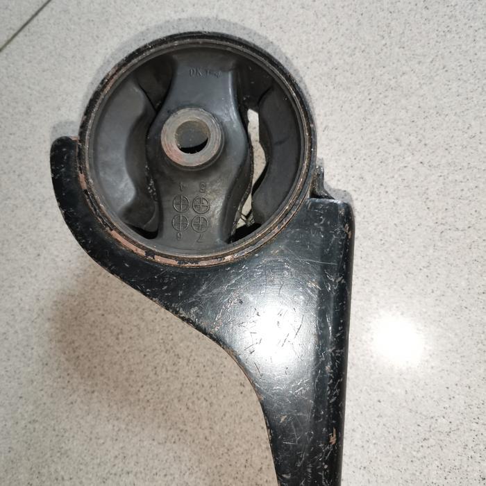 Engine Mounting Belakang No 1 Kia Carnival Diesel