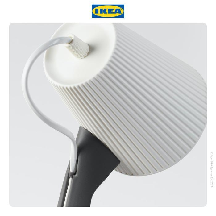 IKEA SVALLET LAMPU MEJA KERJA PLASTIK WARNA ABU-ABU/PUTIH
