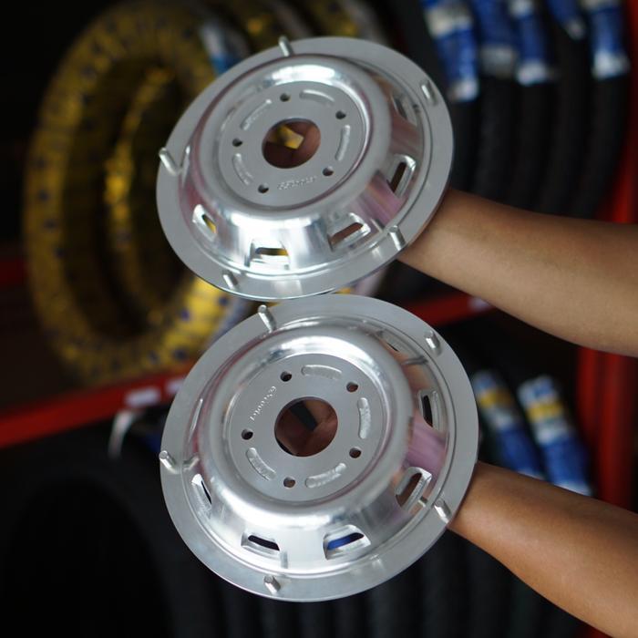 Dop Adaptor Ufo Rally untuk Velg Vespa VBB Ring 10 Original GS