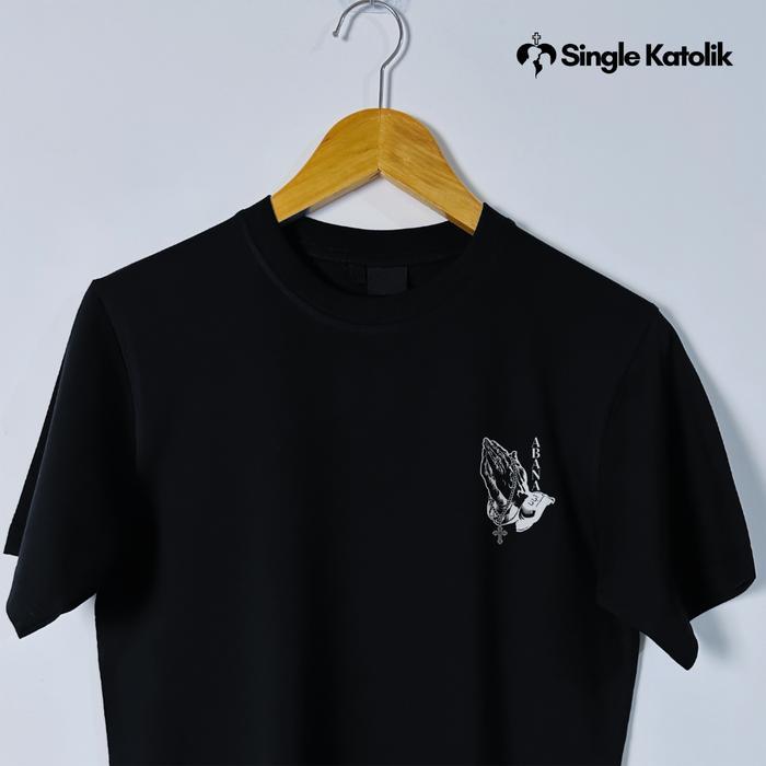 DOA BAPA KAMI (TULISAN ARAB) Versi 2 - Kaos Rohani - Premium & High Quality - Single Katolik