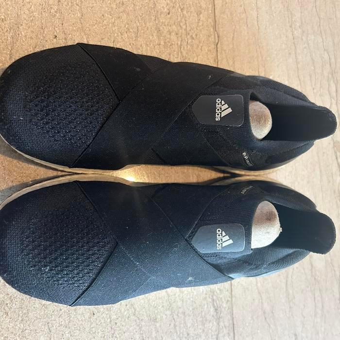 Adidas ultraboost laceless women sz 37 1/3