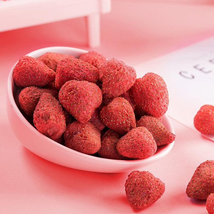 STRAWBERRY KERING - DRIED STRAWBERRY FROZEN