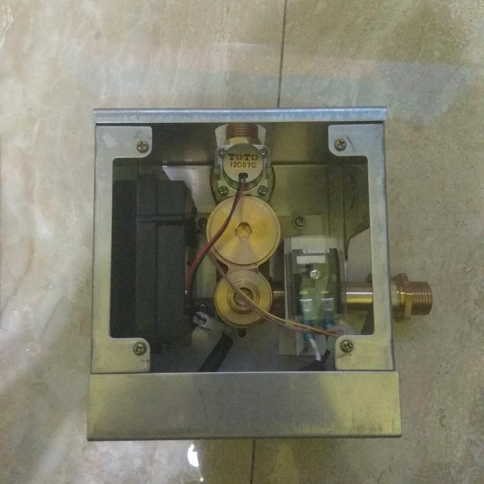 DUE 106 UEA sensor urinal automatic toto listrik