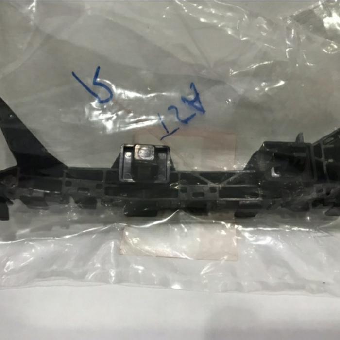 Bracket Dudukan Bemper bumper Depan Jazz RS GK5 2015-2019 newww