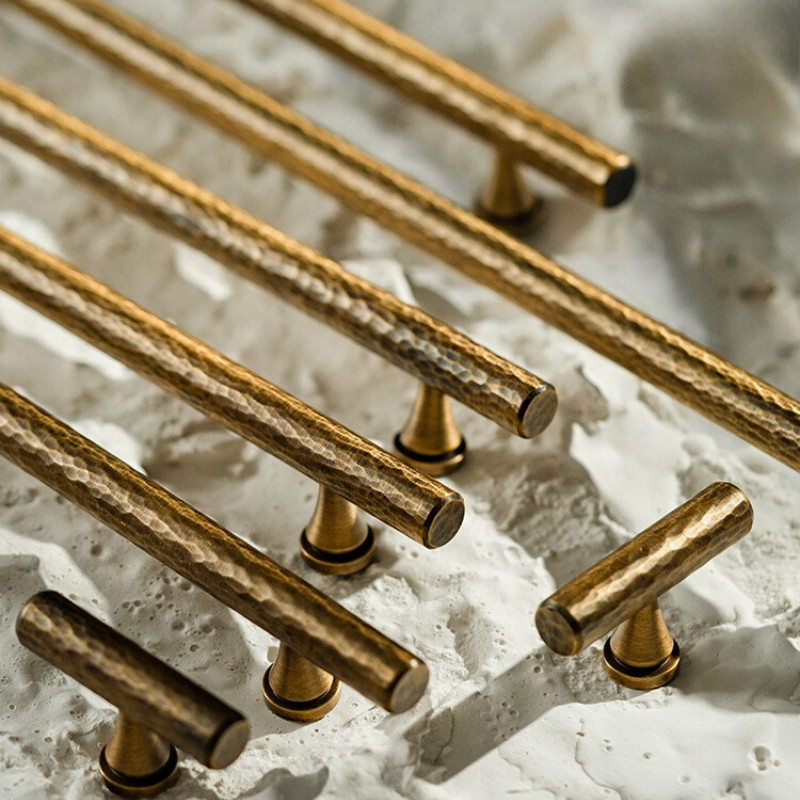French Hammered Brass Cabinet Handles Luxurious High-end TV Cabinet Handles Antique Bronze Wardrobe