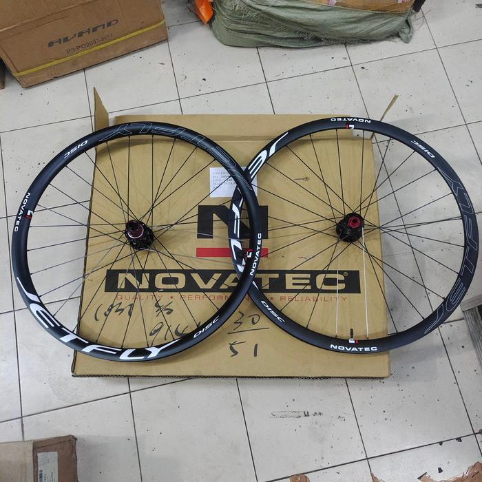 WHEELSET 700c NOVATEC JETFLY Disc Brake Thru Axle TA 12 x 100 Dan 12 x 142 ALLOY Velg Set Novatec