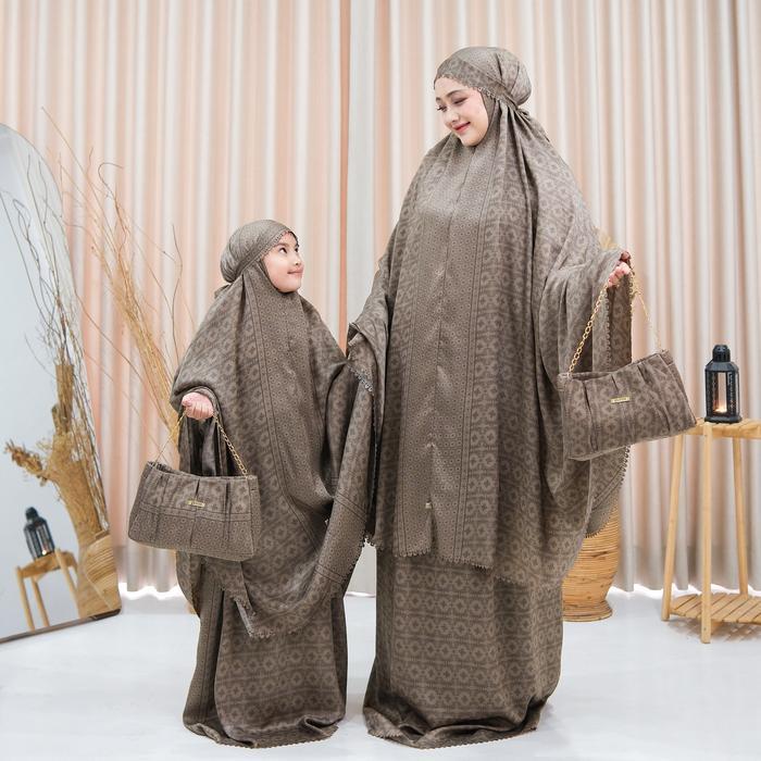 Gwenza - Mukena Couple - Exclusive Sonya Fatmala