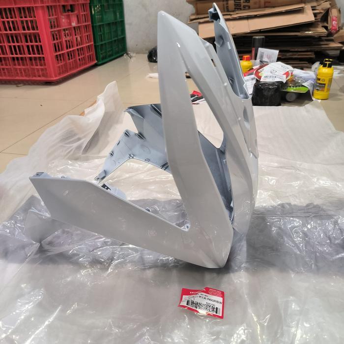 COVER TAMENG LAMPU DEPAN PUTIH MUTIARA 64301-K1A-N00RSW