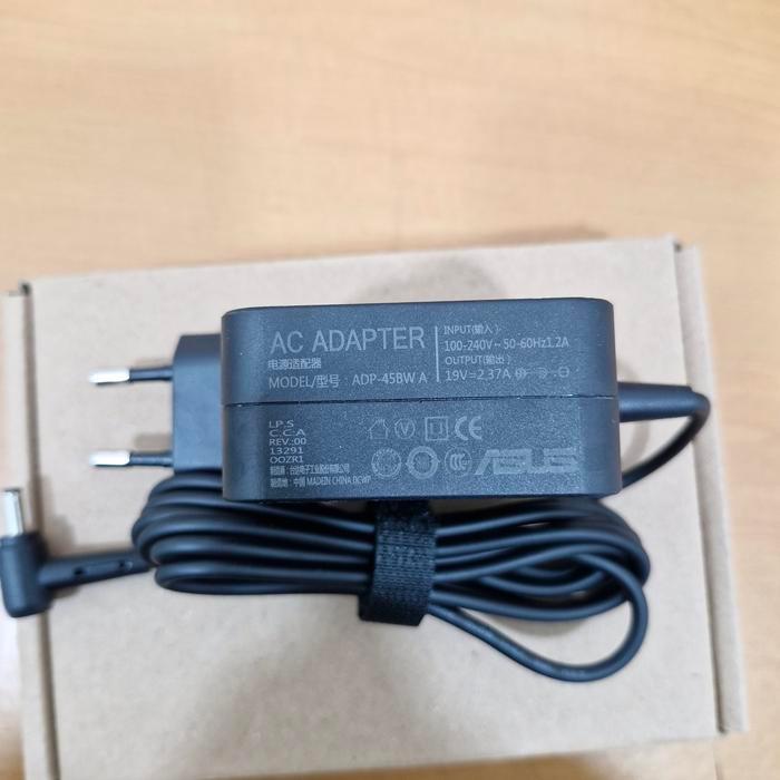 ORI ADAPTOR CHARGER CASAN LAPTOP ASUS M415D M415DA M415 19V 2,37A 45W