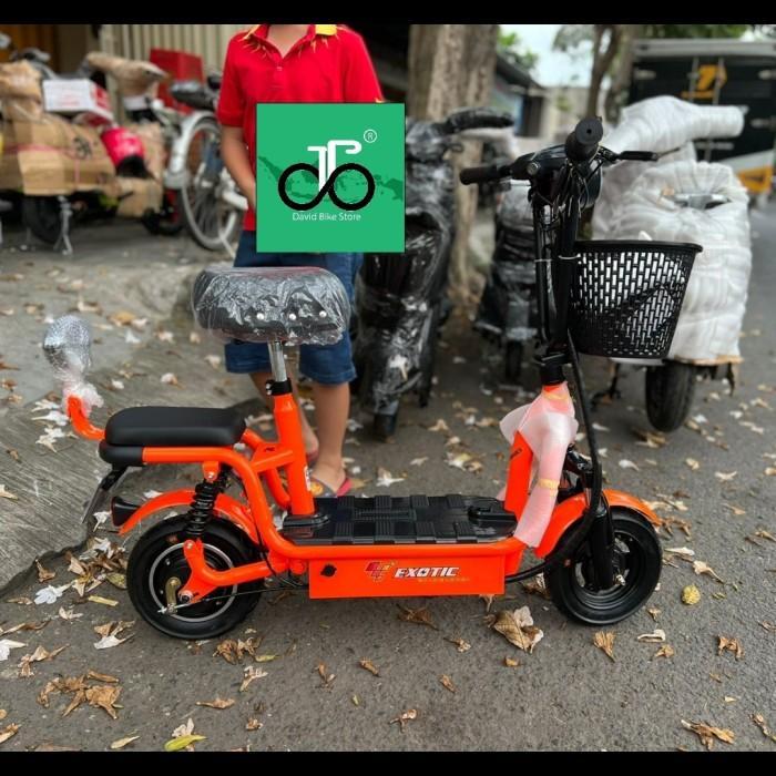 Exotic ET HB320 Skuter Listrik 350W Ban Tubeless 10 Inch